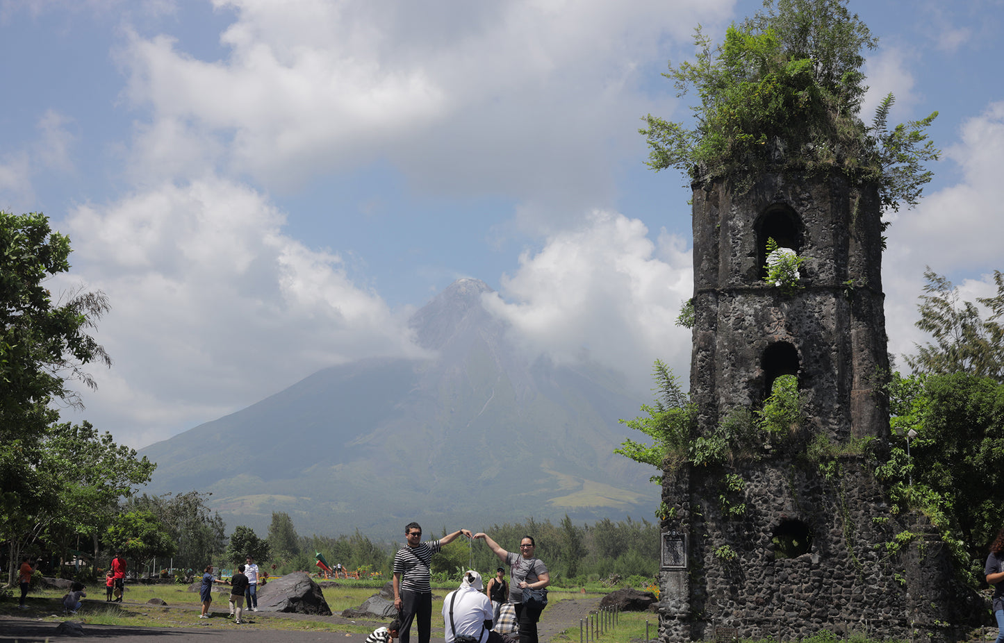 Bicol Heritage & Nature Tour