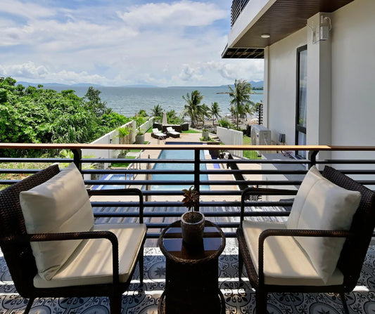 OGMA Suites Family Room with Sea View